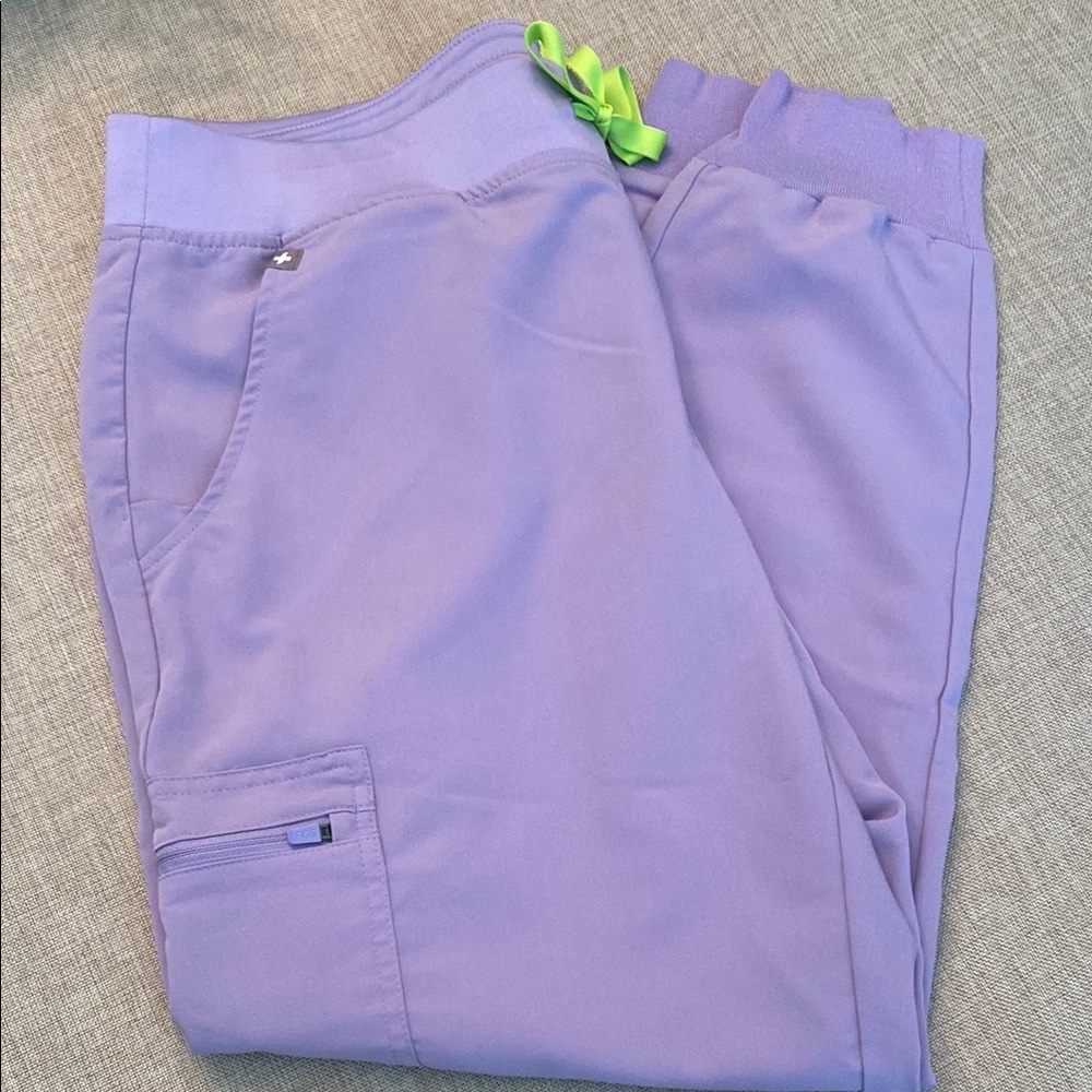 Figs Zamora Jogger Lavender Dew Petite Large EUC